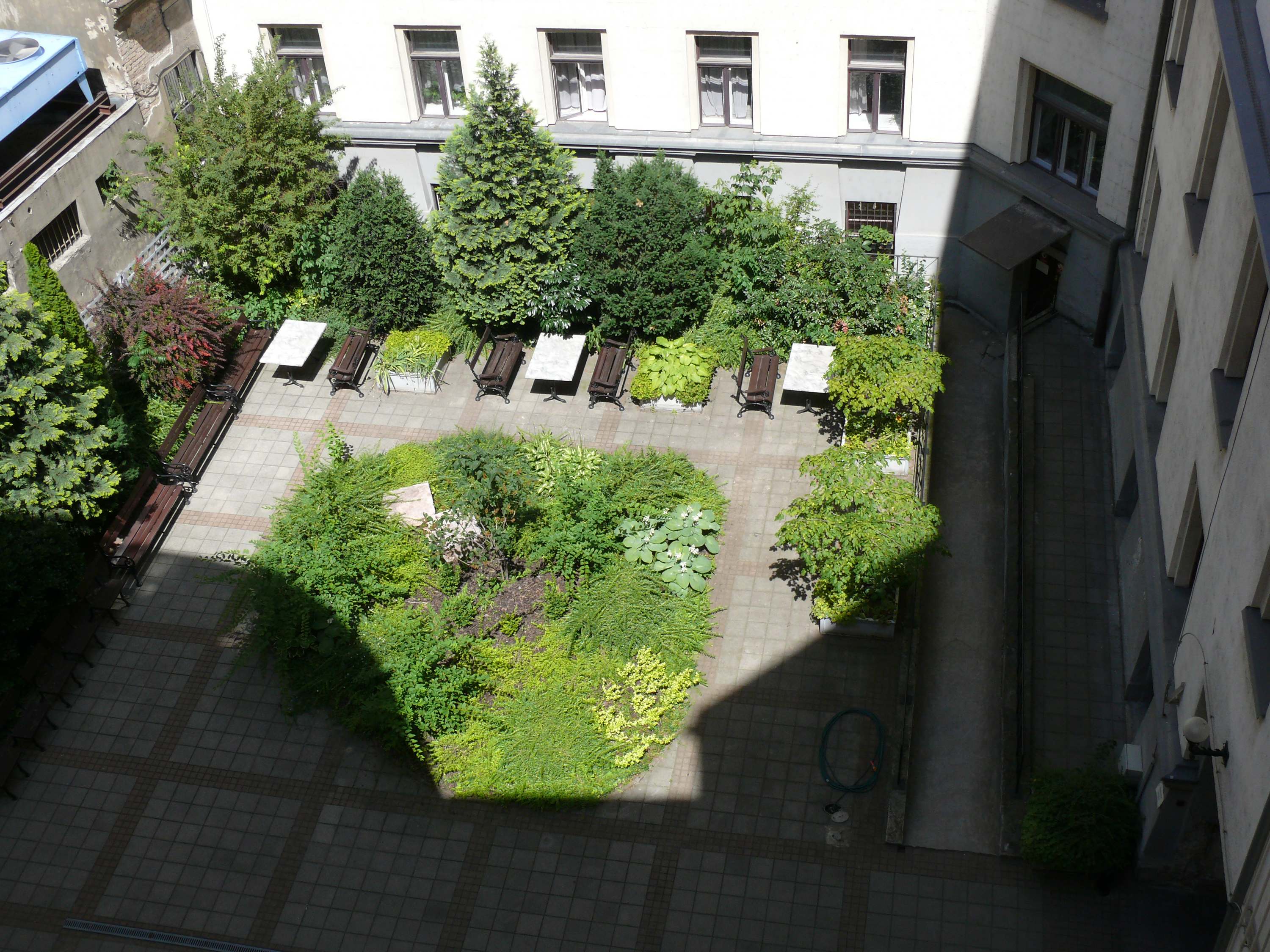 The beautiful inner garden of the University Library